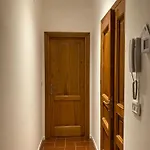 Poli Apartament *