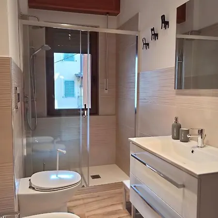 Poli Apartment *