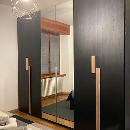 Poli Apartmán *